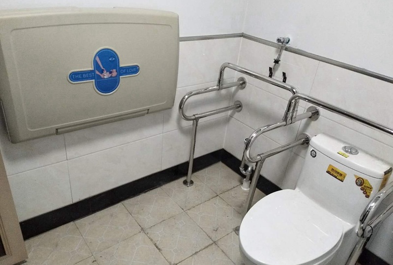 楓港鄉農貿市場移動廁所